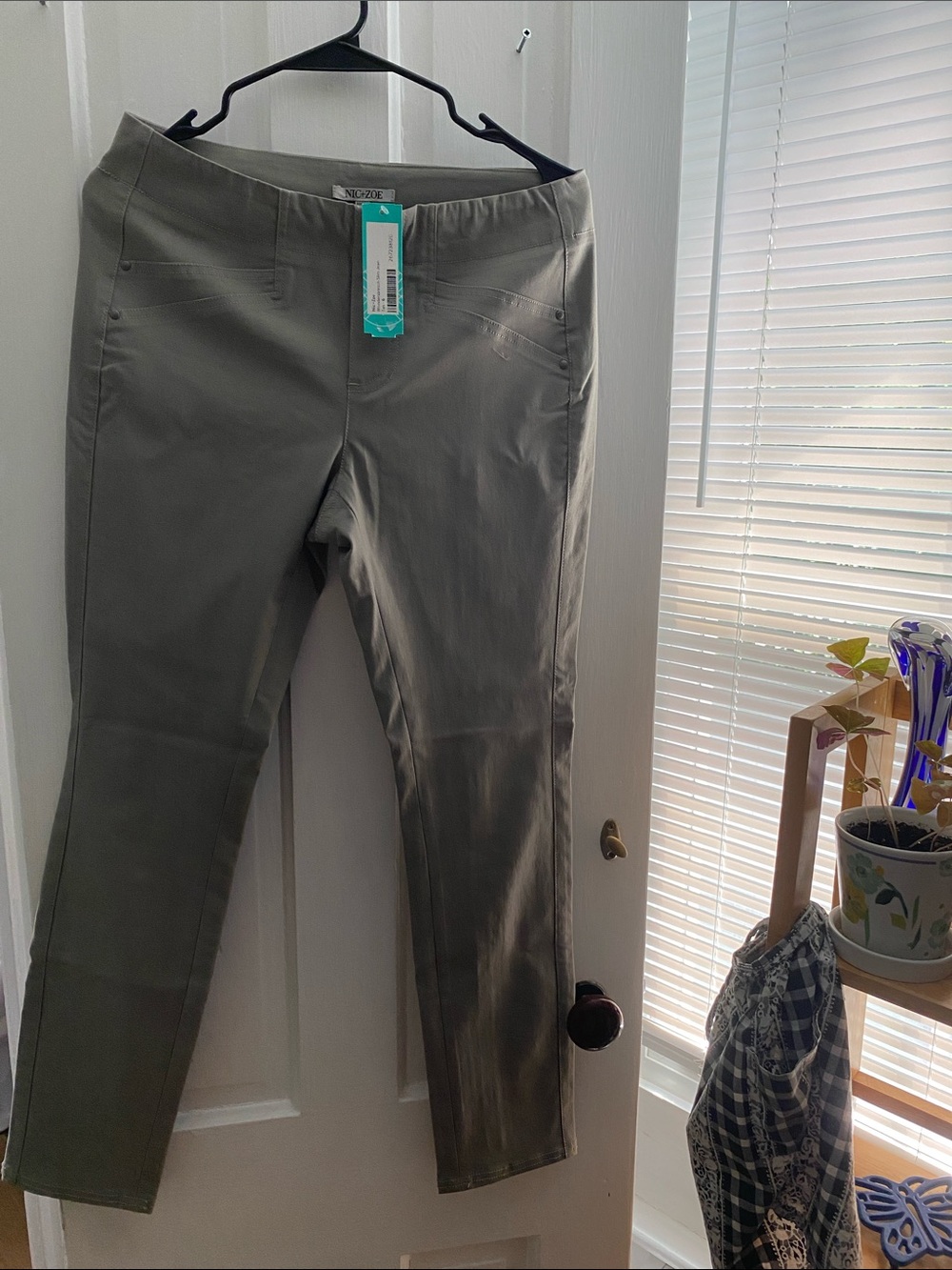 NIC+ZOE Olive Taupe Ponte Skinny Pants